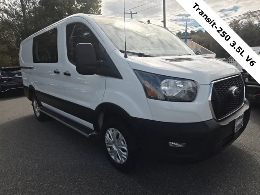 2024 Ford Transit Cargo Van photo 1