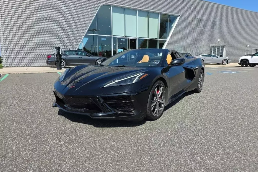 2021 Chevrolet Corvette Stingray 3LT photo 1