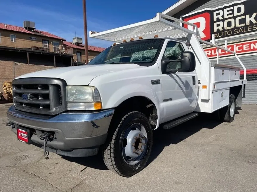 2002 Ford F-550 photo 1