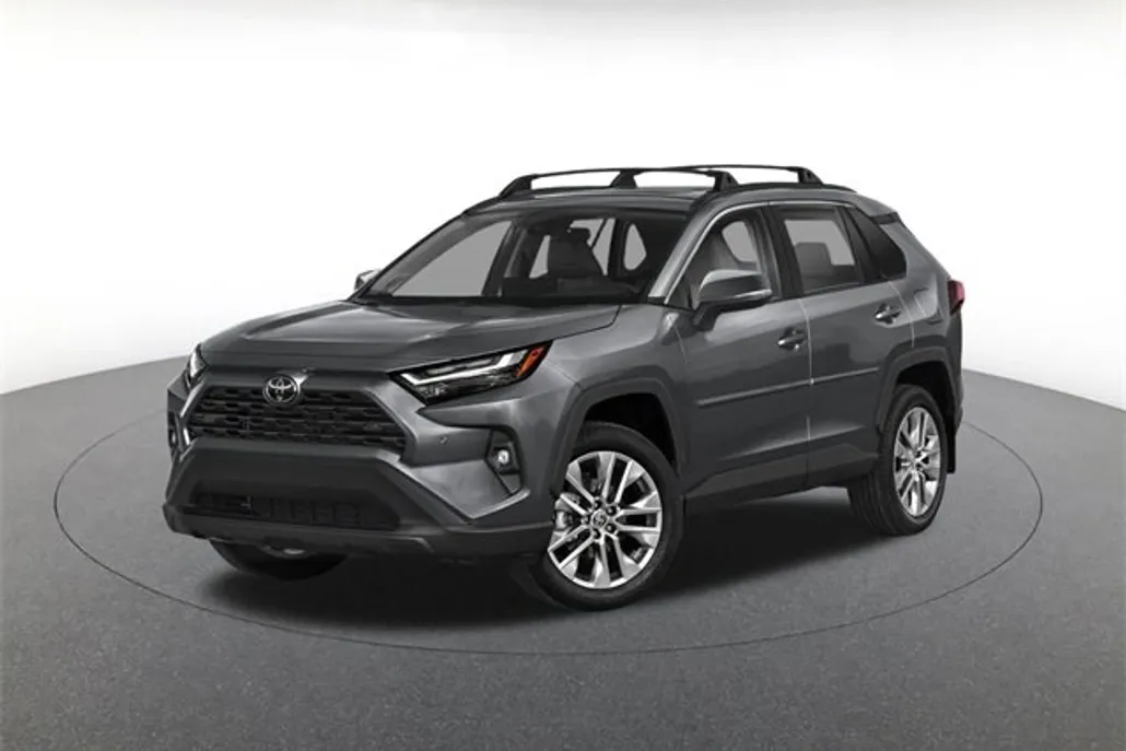 2025 Toyota RAV4 XLE photo 1