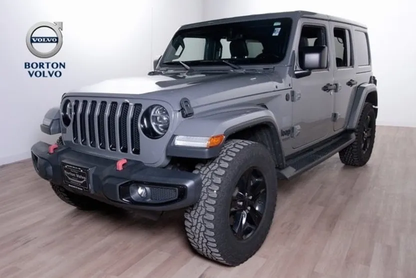 2020 Jeep Wrangler Unlimited Sahara Altitude photo 1
