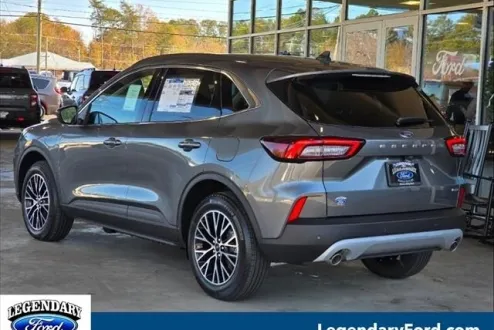 2025 Ford Escape Base photo 2