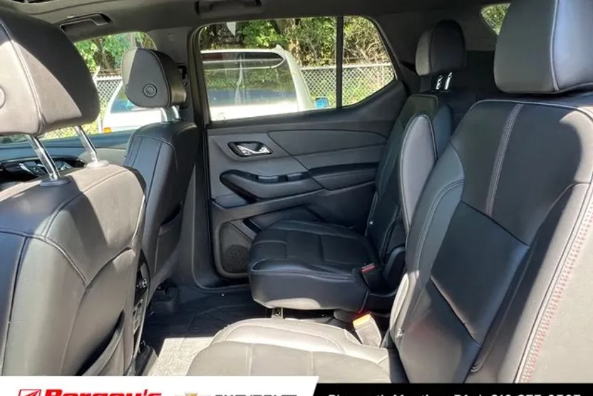2023 Chevrolet Traverse RS photo 1