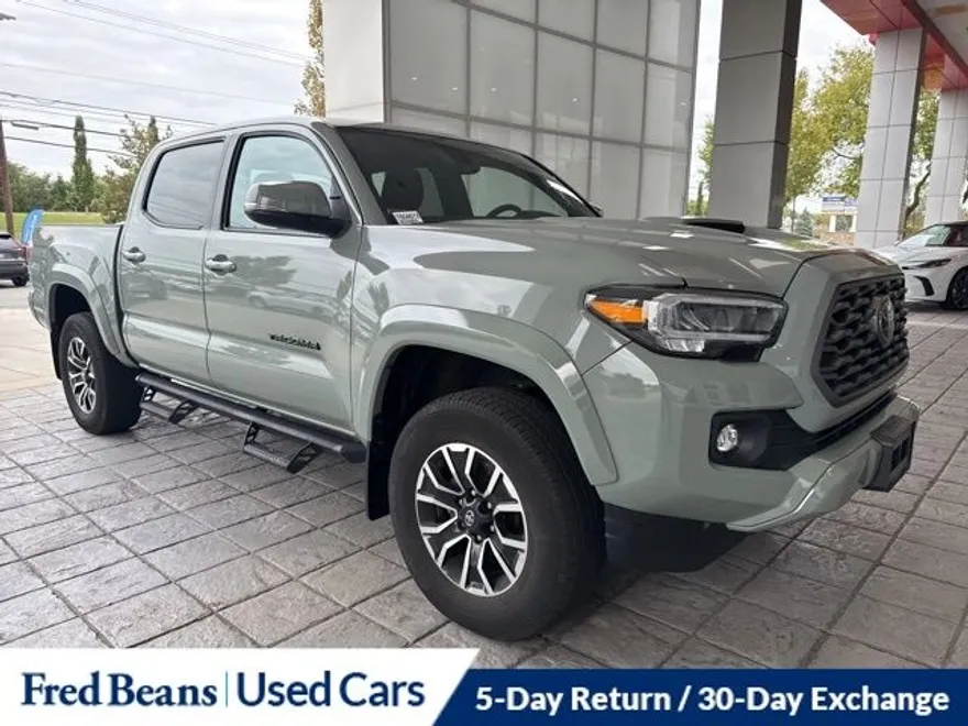 2022 Toyota Tacoma TRD Sport V6 photo 1