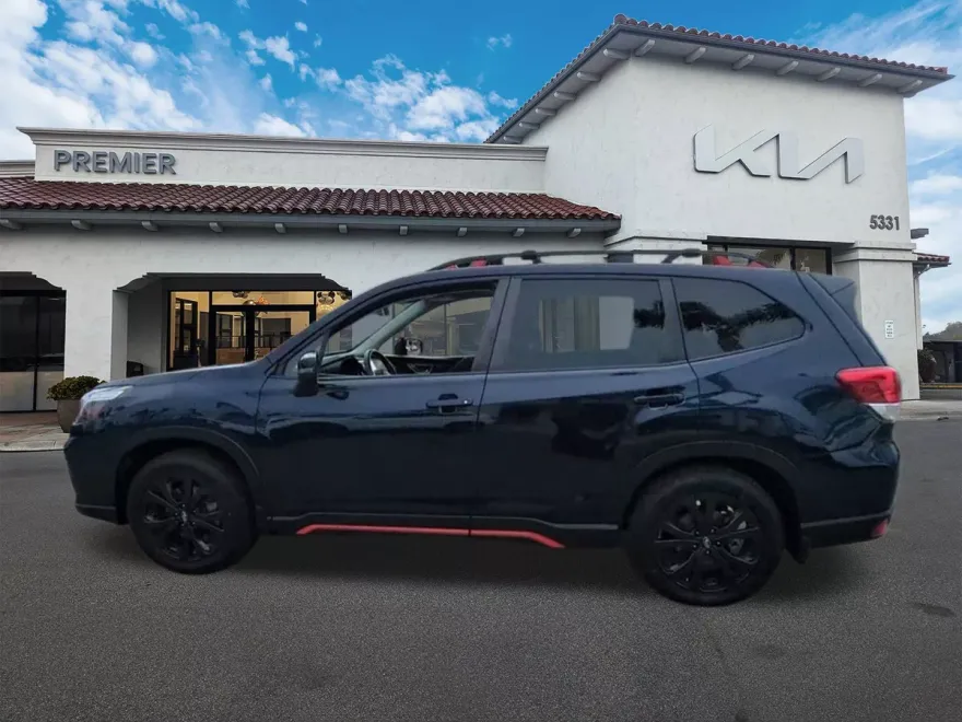 2021 Subaru Forester Sport photo 1