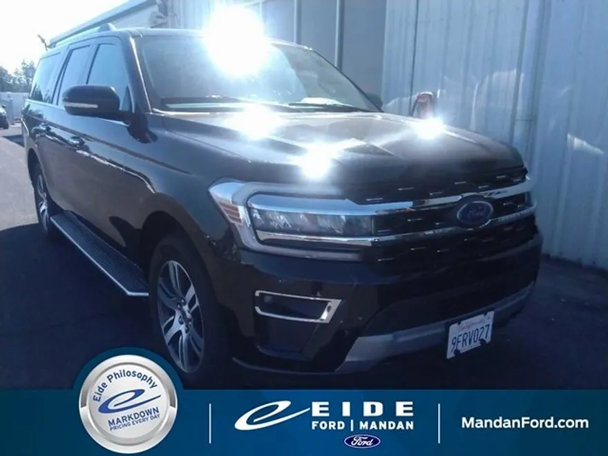 2023 Ford Expedition MAX Limited photo 1
