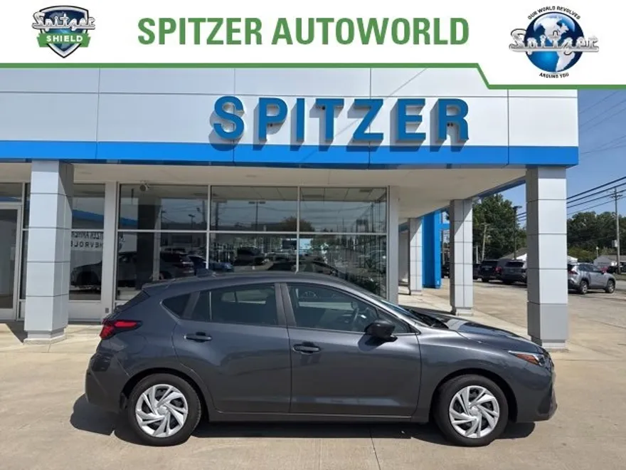 2024 Subaru Impreza Base photo 1