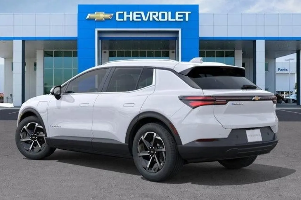 2026 Chevrolet Equinox EV LT photo 1