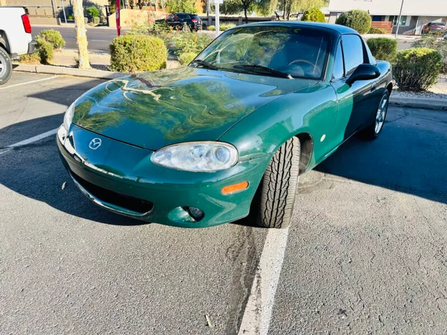 2001 Mazda MX-5 Miata Miata Special Edition photo 1