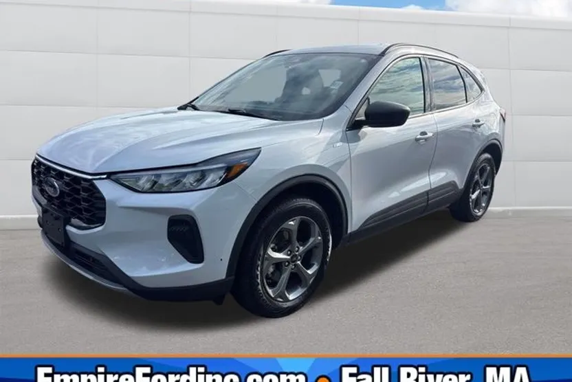 2025 Ford Escape ST-Line photo 1