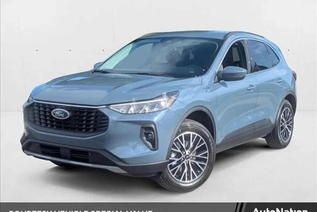 2025 Ford Escape photo 1
