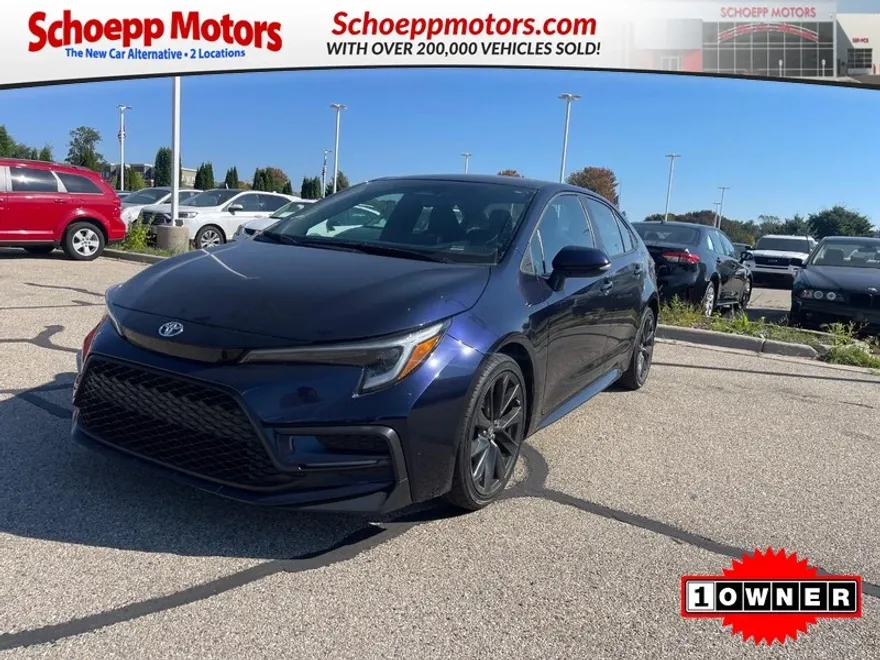 2023 Toyota Corolla SE photo 1