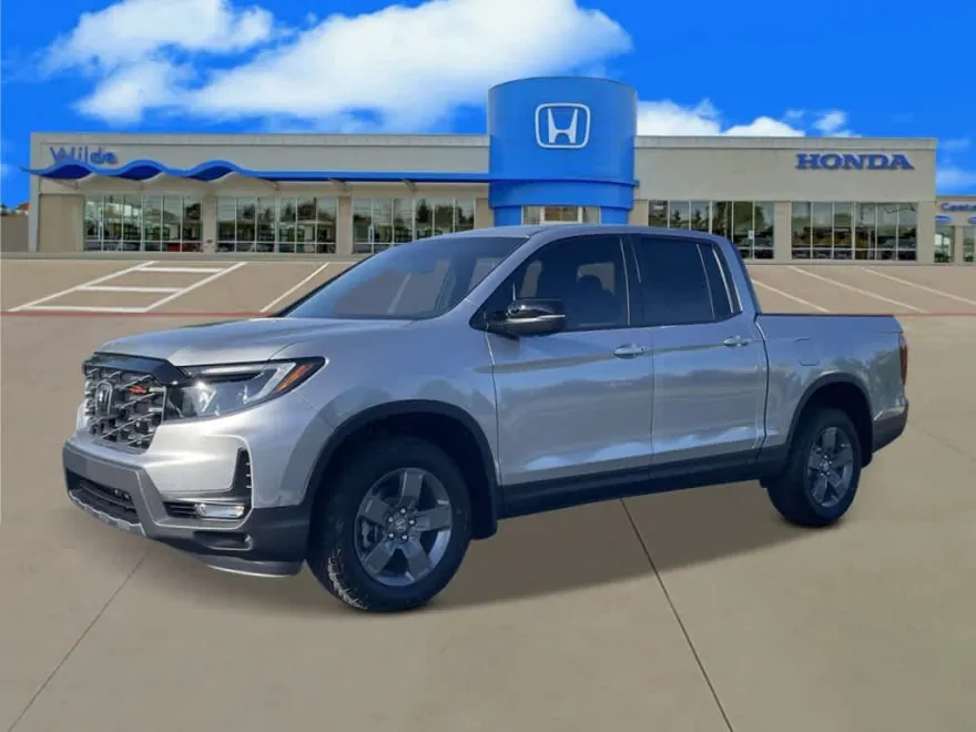2025 Honda Ridgeline TrailSport photo 1