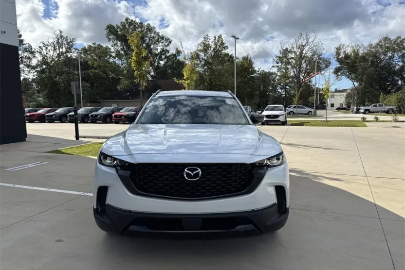 2025 Mazda CX-50 Premium photo 1