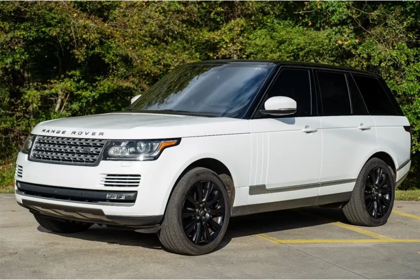 2016 Land Rover Range Rover HSE photo 1