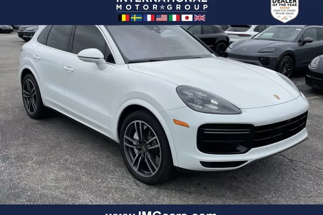 2021 Porsche Cayenne Turbo photo 1