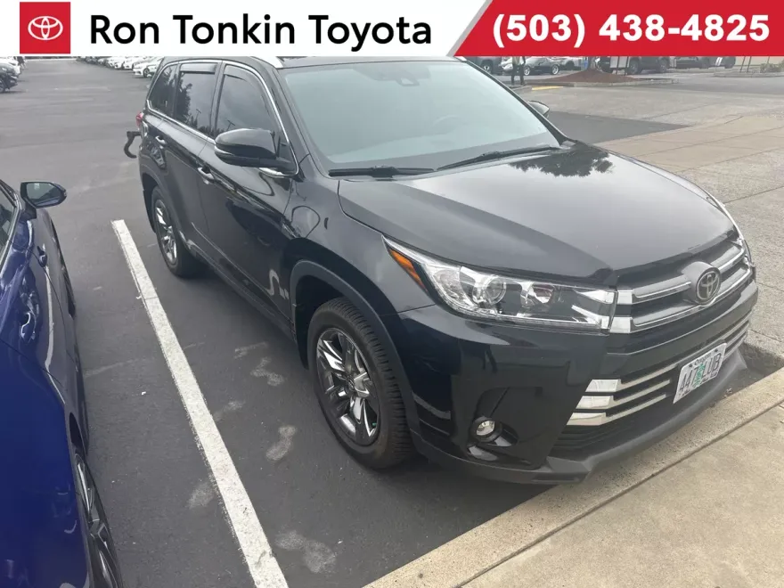 2019 Toyota Highlander Limited Platinum photo 1