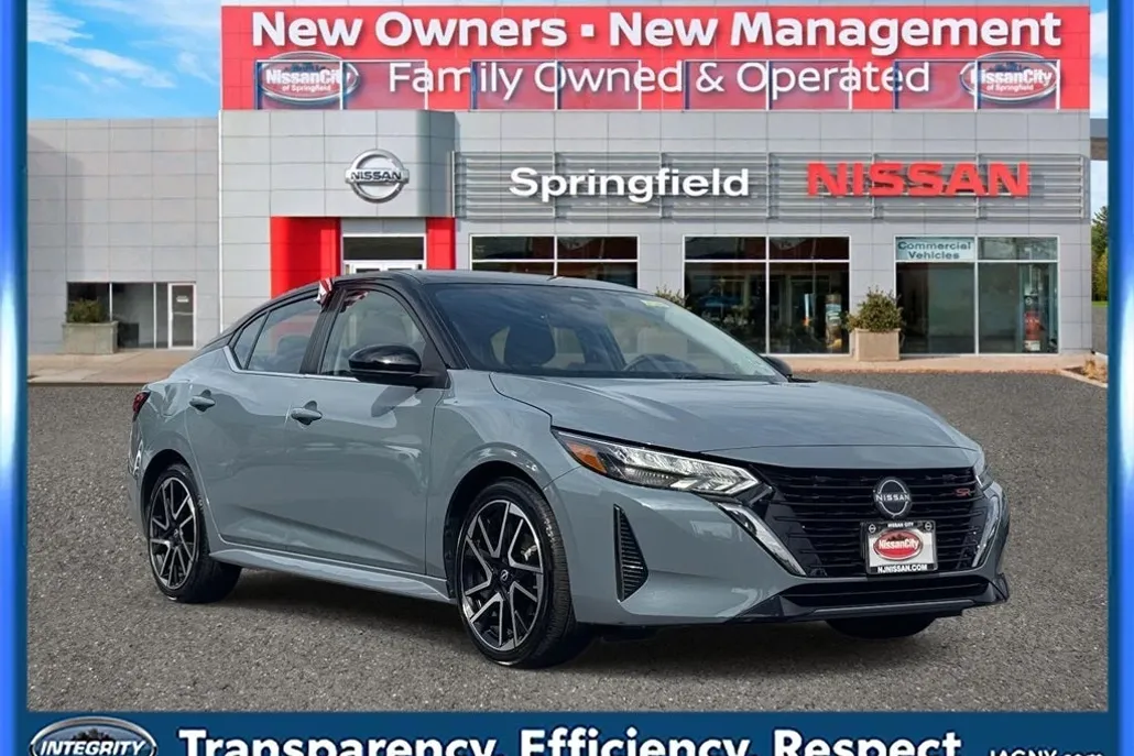 2025 Nissan Sentra SR photo 1