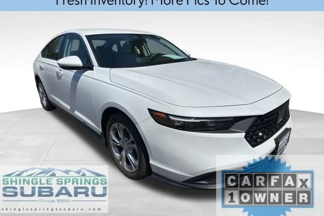 2023 Honda Accord LX photo 1