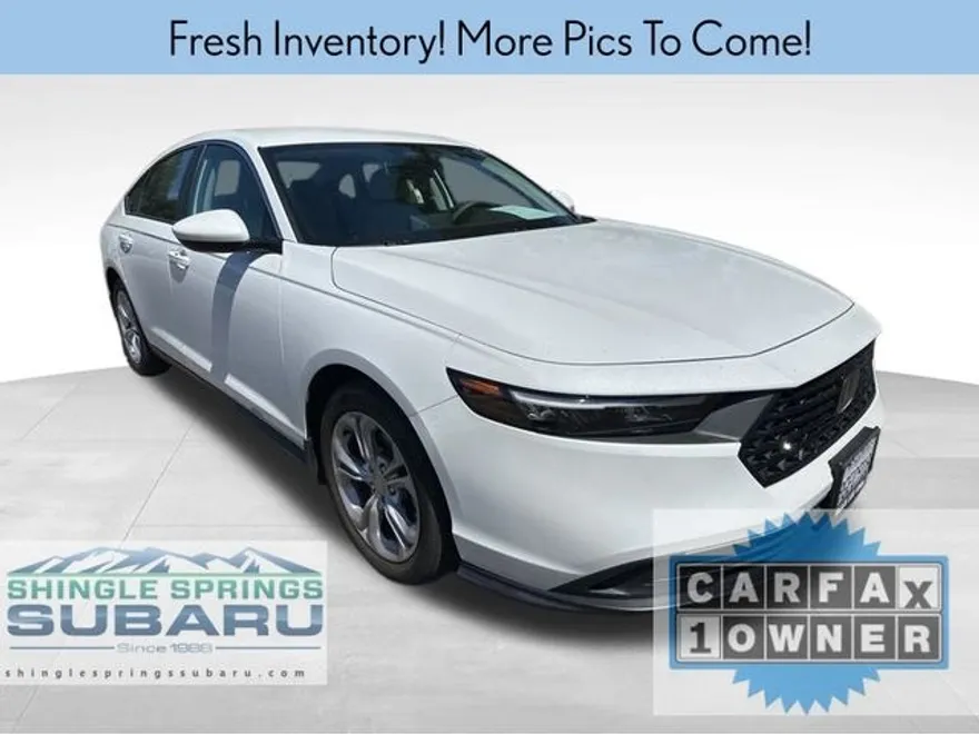 2023 Honda Accord LX photo 1
