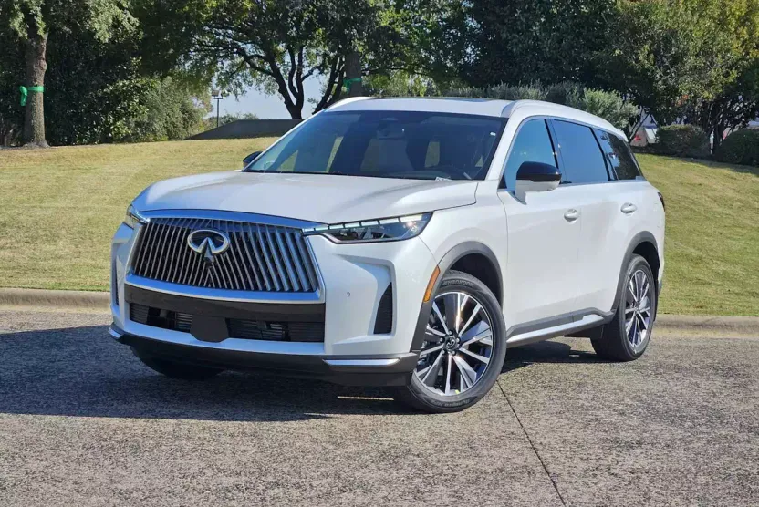 2026 Infiniti QX60 Luxe photo 1