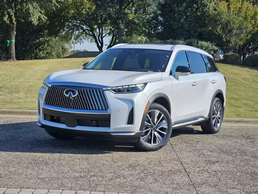 2026 Infiniti QX60 Luxe photo 1