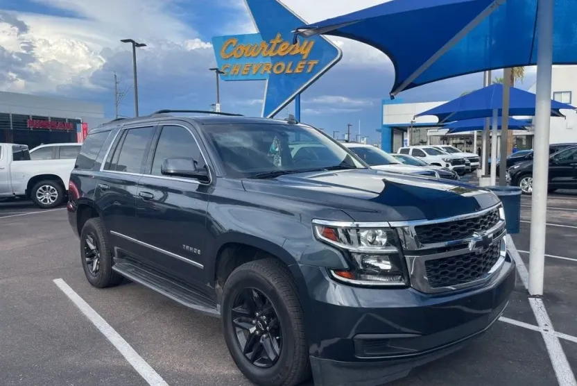 2019 Chevrolet Tahoe LS photo 1