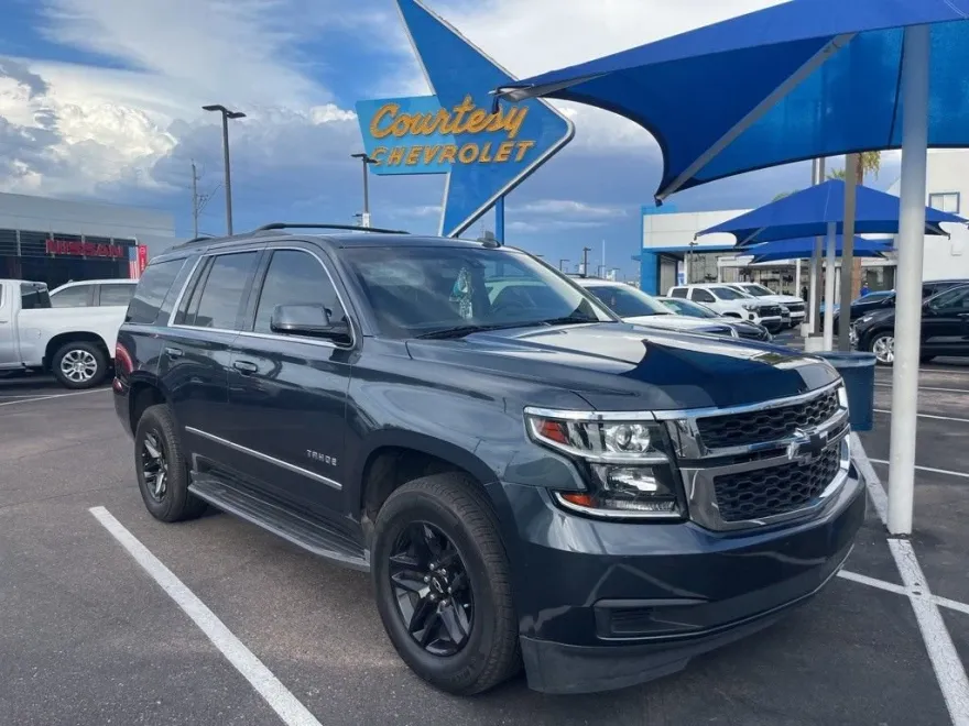 2019 Chevrolet Tahoe LS photo 1