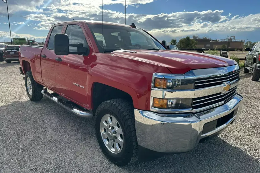 2015 Chevrolet Silverado 2500HD photo 1