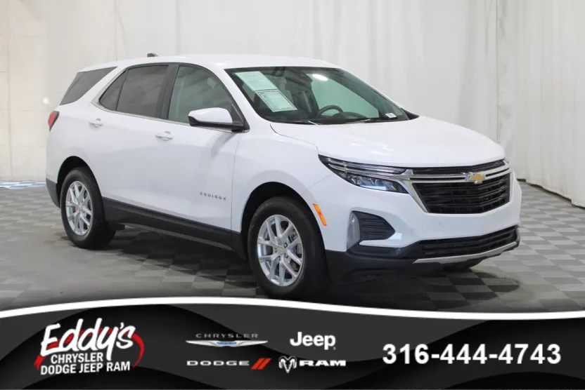 2024 Chevrolet Equinox LT photo 1