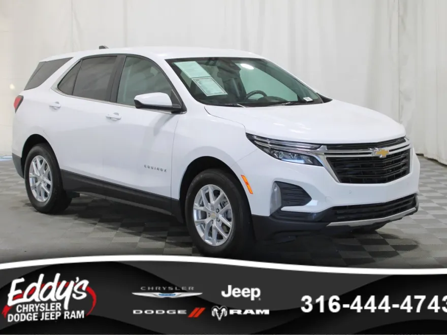 2024 Chevrolet Equinox LT photo 1