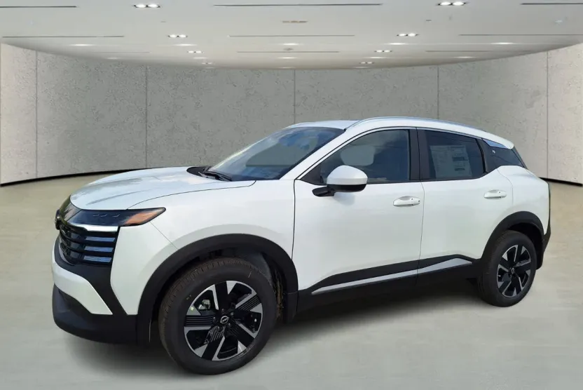 2025 Nissan Kicks SV photo 1