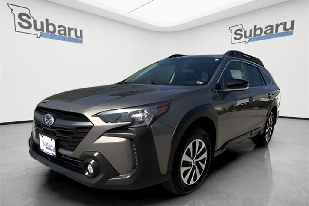 2024 Subaru Outback Premium photo 1
