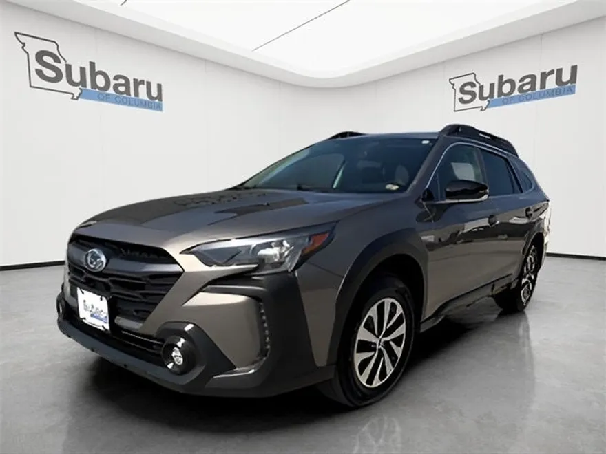 2024 Subaru Outback Premium photo 1