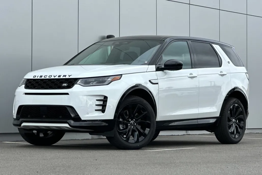 2025 Land Rover Discovery Sport Dynamic SE photo 1