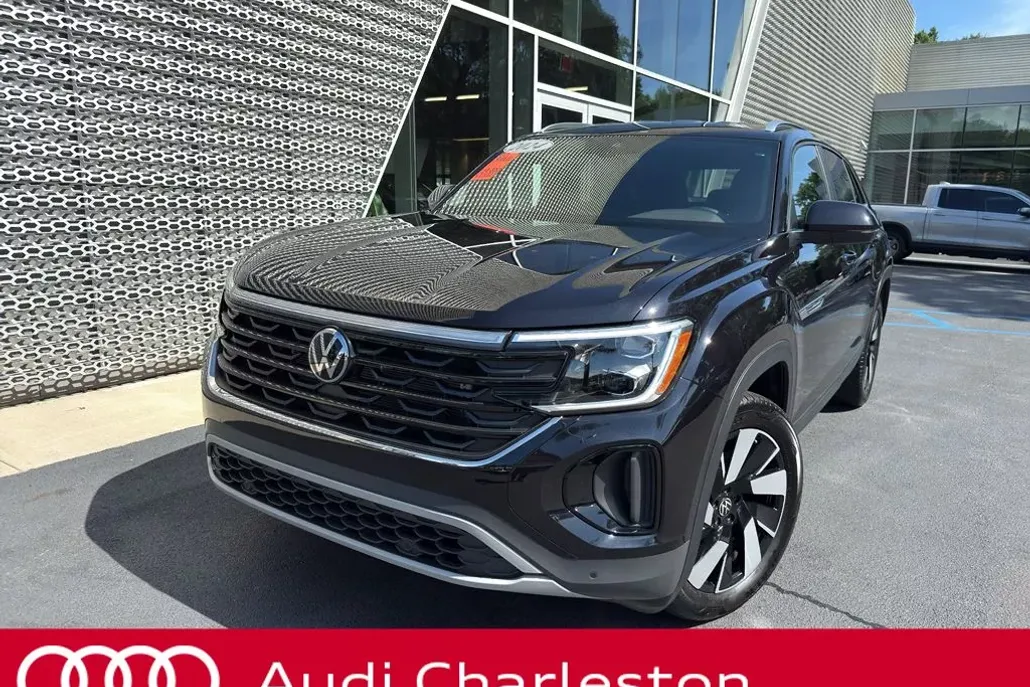 2024 Volkswagen Atlas Cross Sport SE Technology photo 1