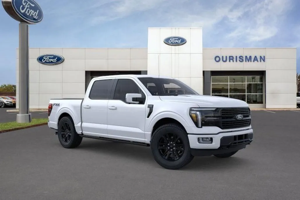 2025 Ford F-150 Platinum photo 1