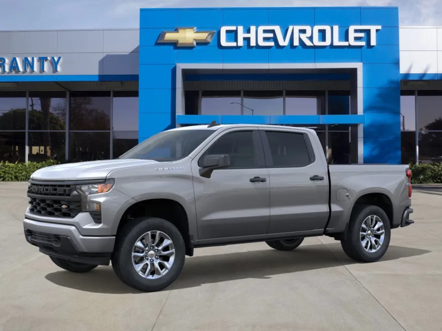 2025 Chevrolet Silverado 1500 Custom photo 1