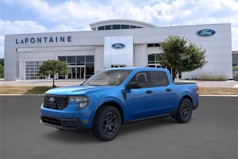 2025 Ford Maverick XLT photo 1