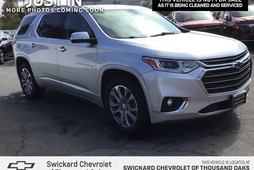 2018 Chevrolet Traverse Premier photo 1