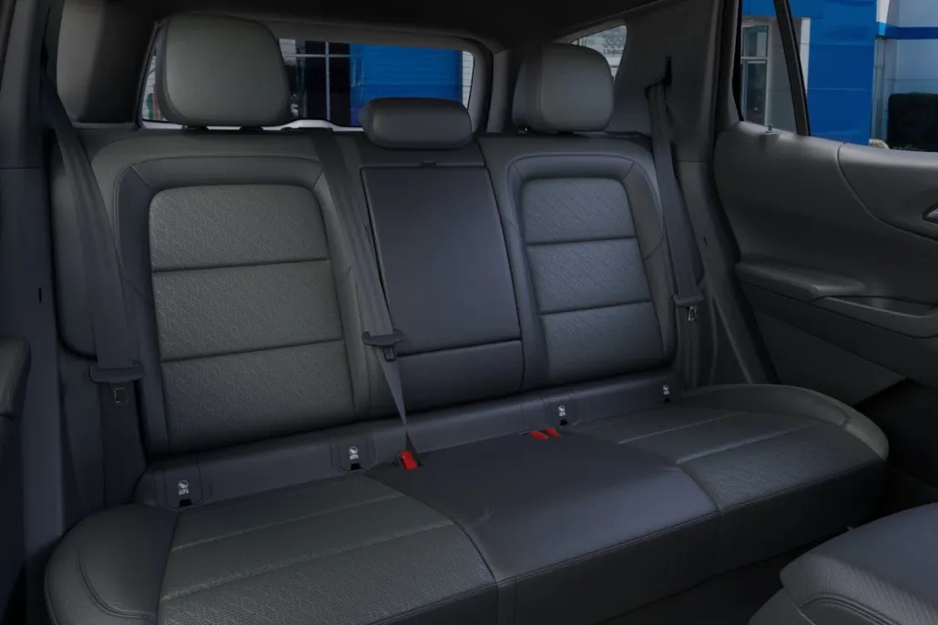 2026 Chevrolet Equinox LT photo 1