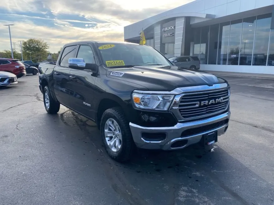 2024 Ram 1500 Laramie photo 1