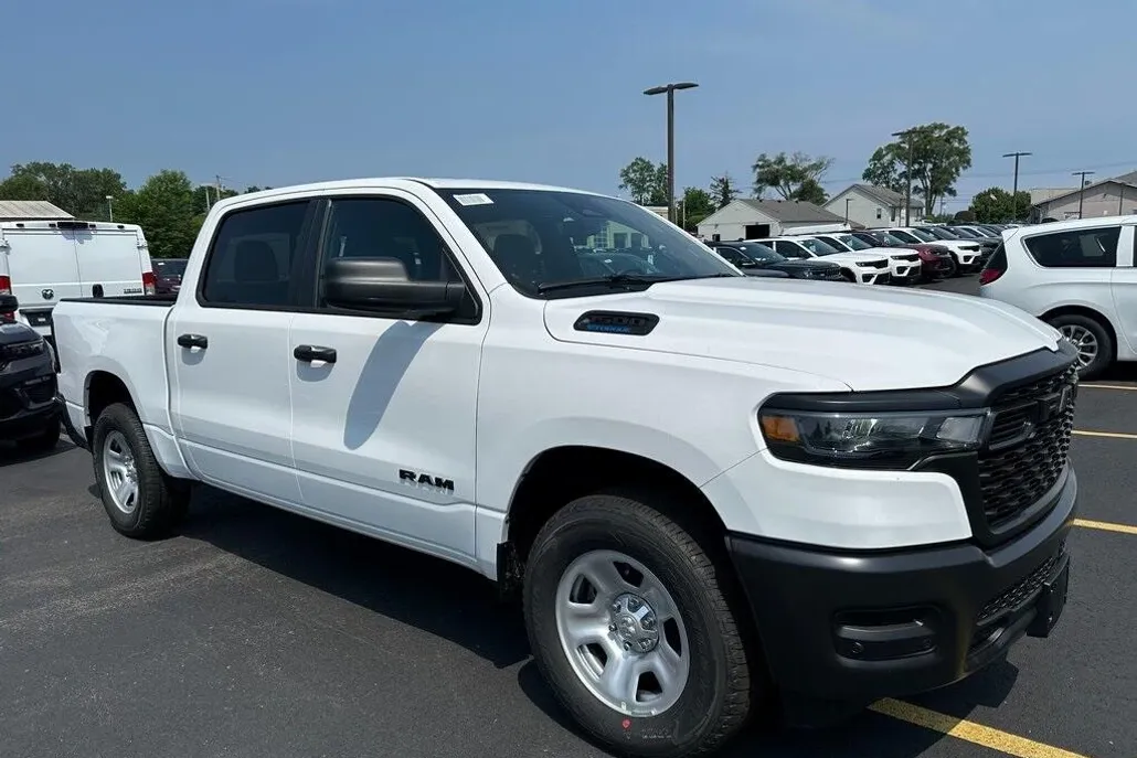 2025 Ram 1500 Tradesman photo 1
