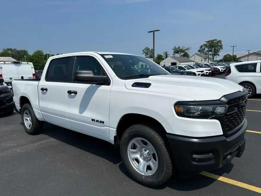 2025 Ram 1500 Tradesman photo 1