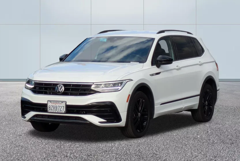 2022 Volkswagen Tiguan SE R-Line Black photo 1