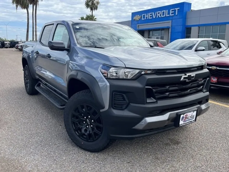2025 Chevrolet Colorado Trail Boss photo 1