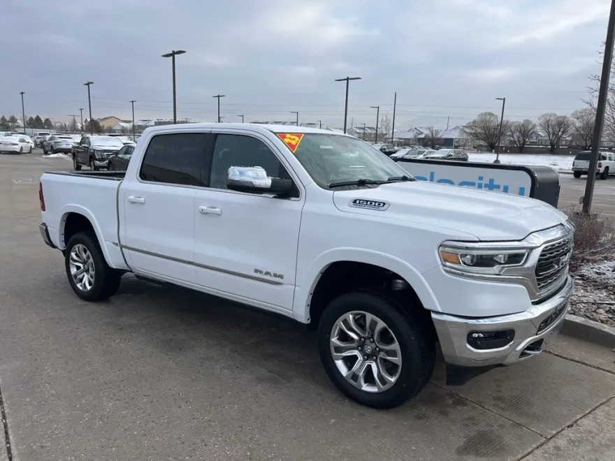 2023 Ram 1500 Limited photo 1