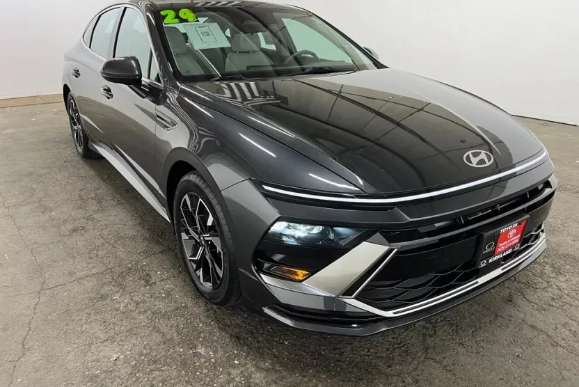 2024 Hyundai Sonata SEL photo 1