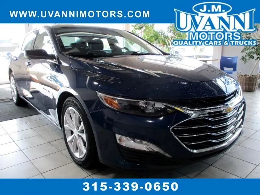 2022 Chevrolet Malibu 1LT photo 1