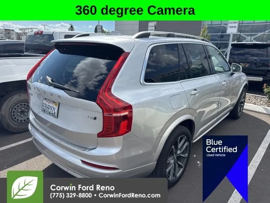 2018 Volvo XC90 T6 Momentum photo 1